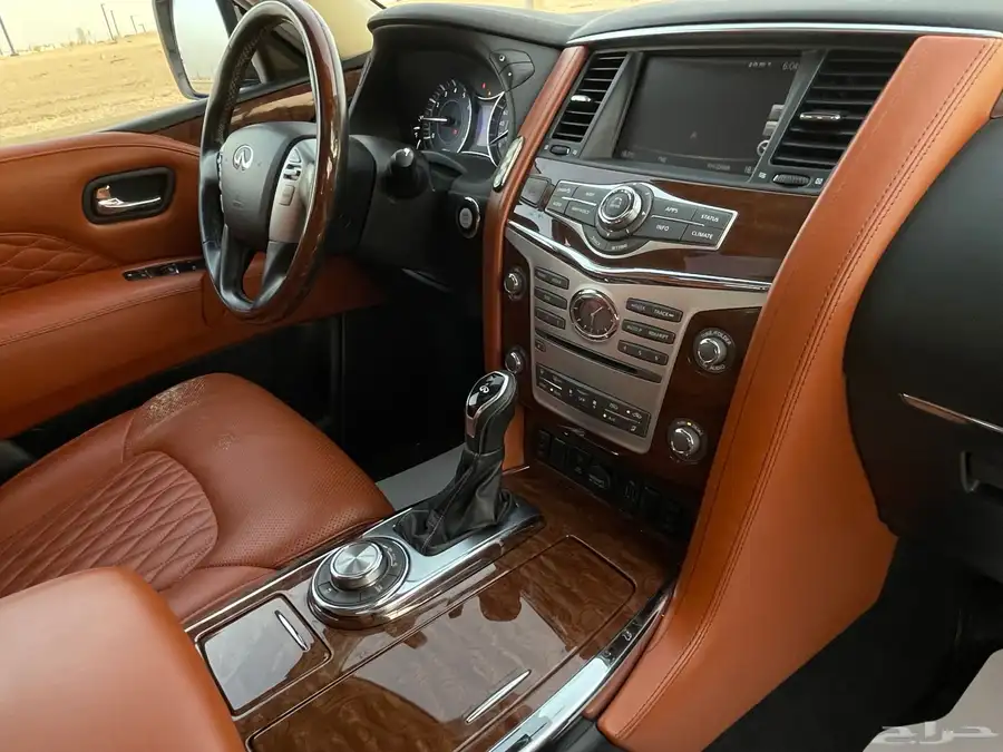 للبيع انفينتي QX80 موديل 2019 نظيف جدا 14