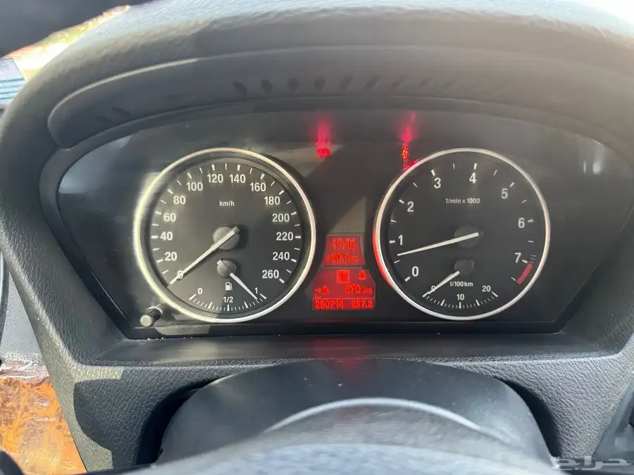 سياره bmw x5 2011 3