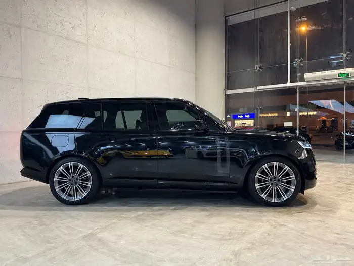 لاند روفر Range Rover Auto Long موديل 2023م (وارد خليجي) 4