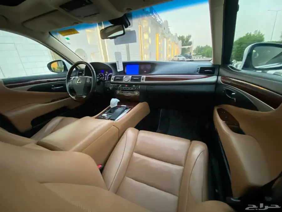 لكزس 2015 LS460 لارج 20