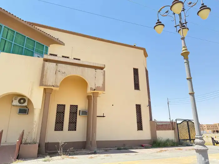 مبنى للإيجار او الإستثمار 1