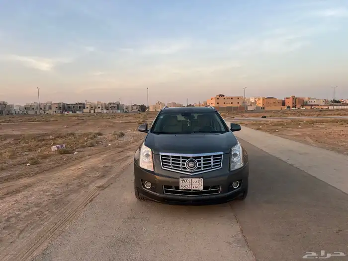 كاديلاك SRX 2013 0