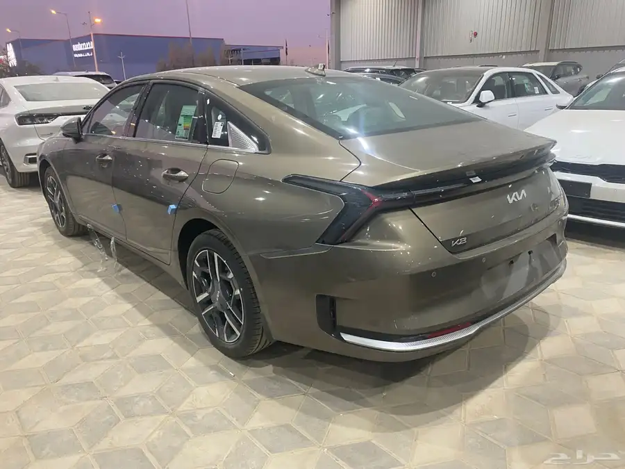 كيا K8 استندر سعودي 2025 3