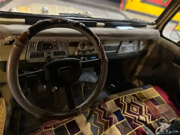 لاندكروزر جيب شراع 82 11
