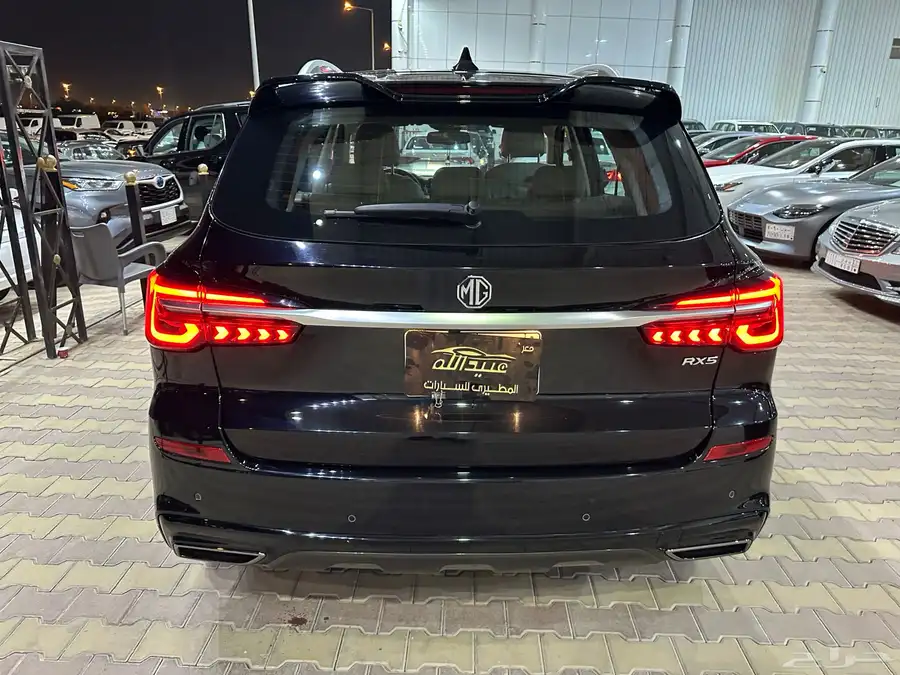 ام جي RX5 موديل 2024 فل كامل شبه جديد 23