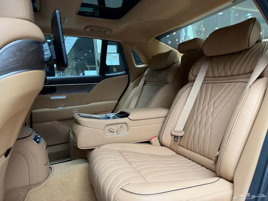 Genesis G90 Platinum 2025 V6 7