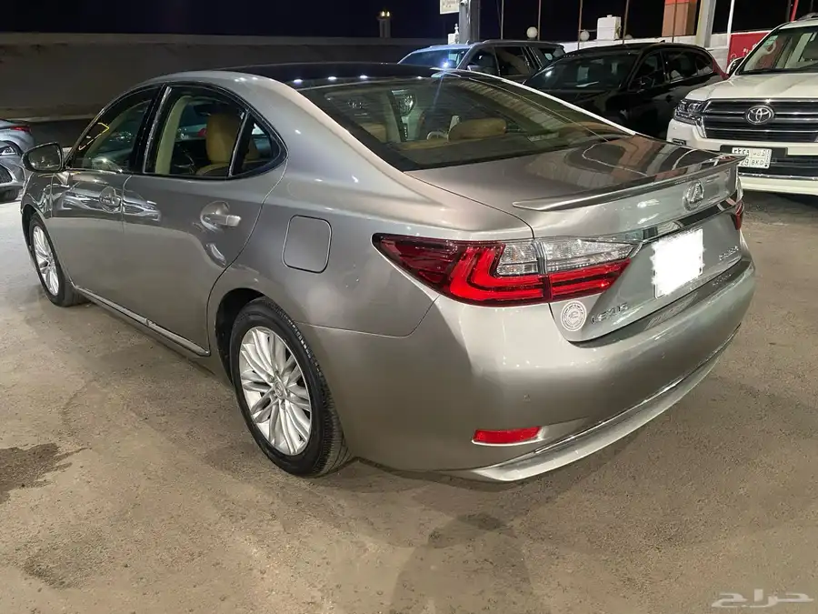 لكزس ES 350 2016 فئة CC 3