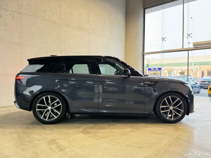 لاند روفر Range Rover Sport HSE موديل 2024م (وارد الناغي) 4