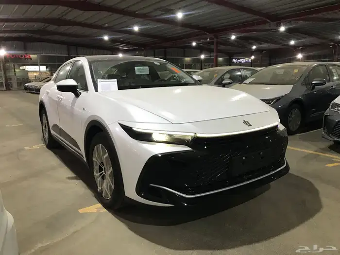 تويوتا كراون برستيج 2026 هايبرد افضل سعر كاش واقساط 1