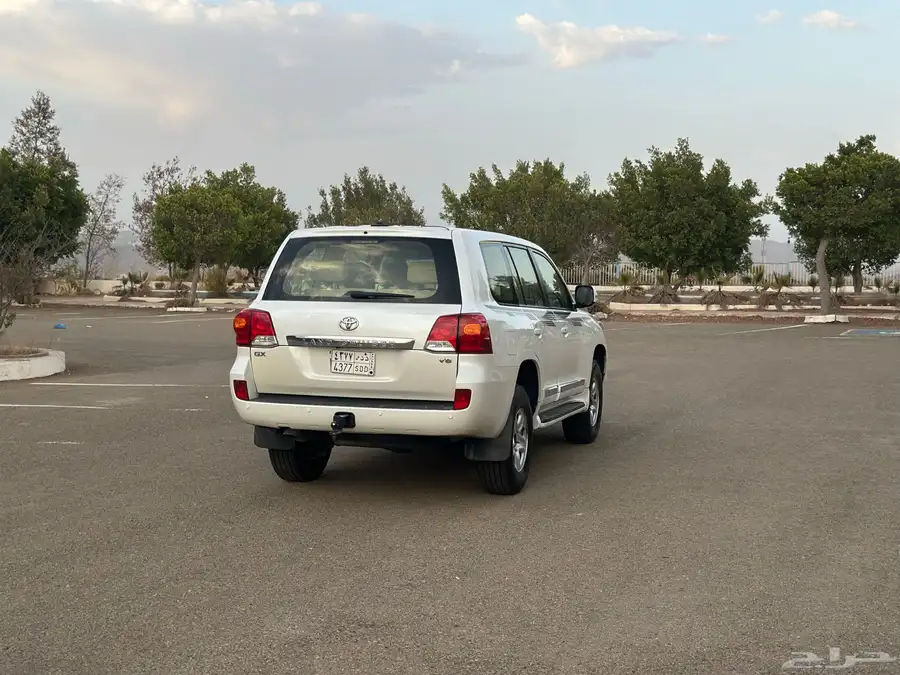 لاندكروزر 2014 هدد 15