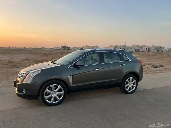 كاديلاك SRX 2013 2