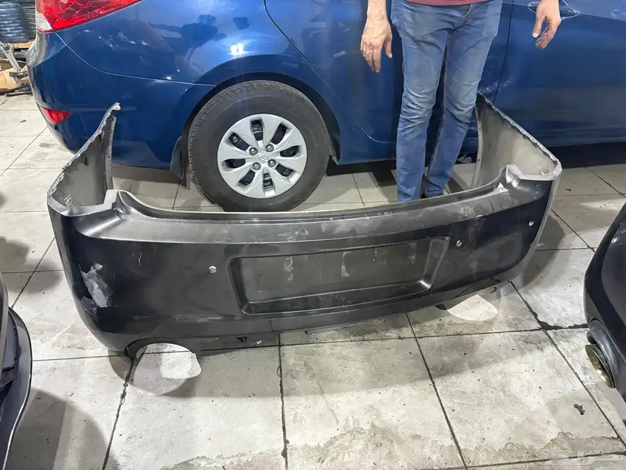 صدام خلفي كلايزلر srt 2014 2