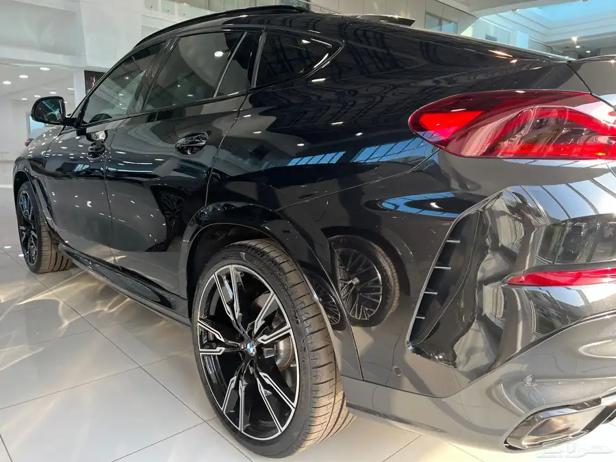 BMW X6 2024 M 8