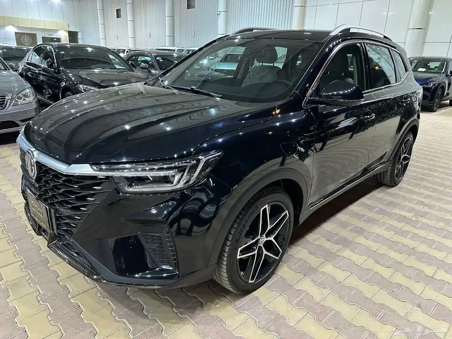 ام جي RX5 موديل 2024 فل كامل شبه جديد 1