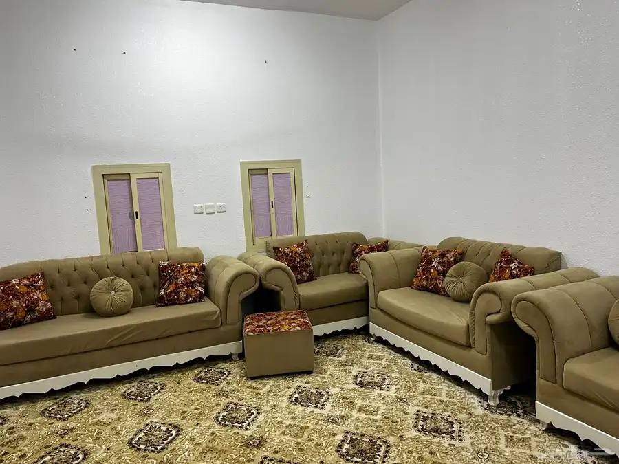 كنب للبيع وستاره والفرش 1