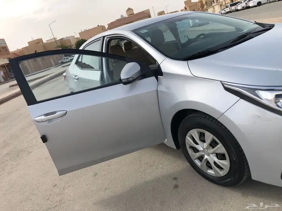 تويوتا كورولا 2019 ماشي 22 الف. تم البيع تم البيع تم البيع 17