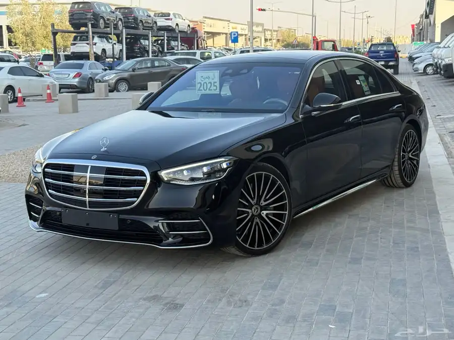مرسيدس S580 مديل 2025 4