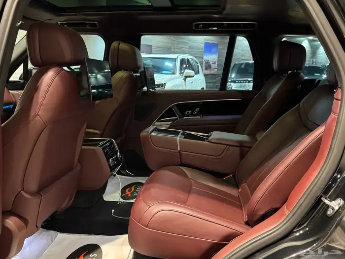 لاند روفر Range Rover Auto Long موديل 2023م (وارد خليجي) 14