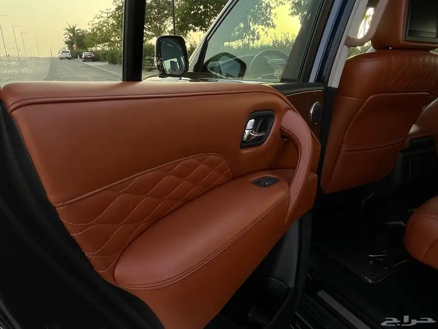 للبيع انفينتي QX80 موديل 2019 نظيف جدا 18