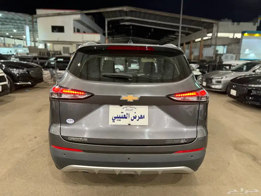 للبيع شفروليه جروف موديل 2023 نص فل بودي وكالة 7