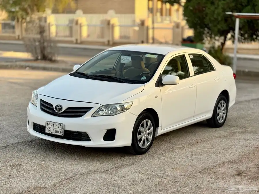 للبيع كورلا 2013 (XLI 1.6) نص فل ((نظيفة)) 4