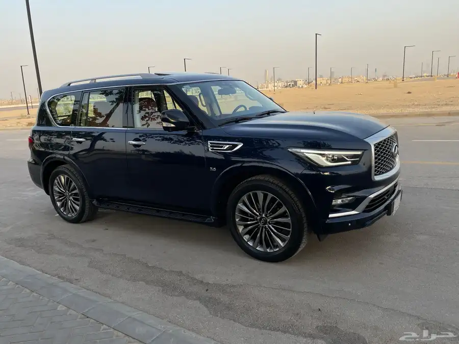 للبيع انفينتي QX80 موديل 2019 نظيف جدا 1