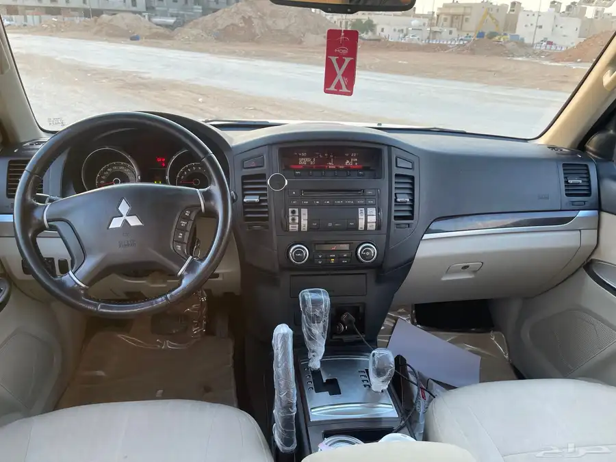 باجيرو 2014 مكينه 3.5 14