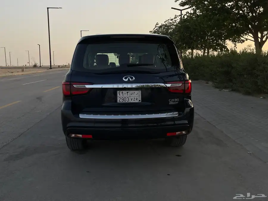 للبيع انفينتي QX80 موديل 2019 نظيف جدا 4