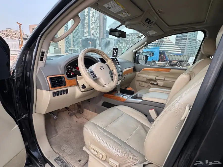 للبيع انفينتي QX56 موديل 2009 10