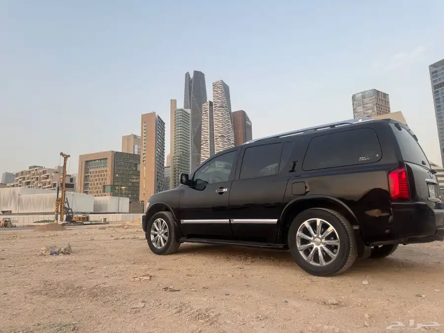 للبيع انفينتي QX56 موديل 2009 13