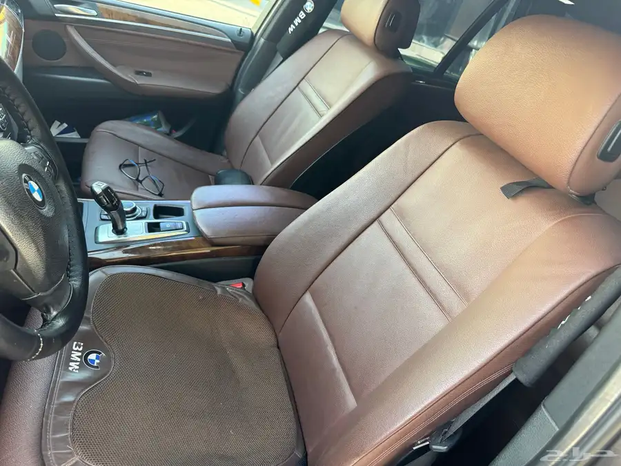 سياره bmw x5 2011 1