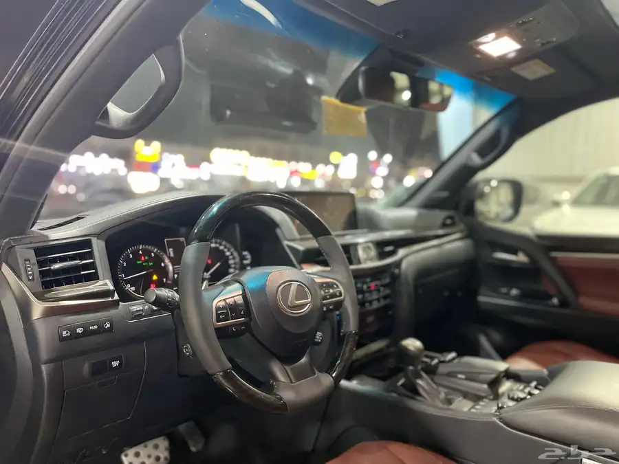 لكزس LX 570 2020 3