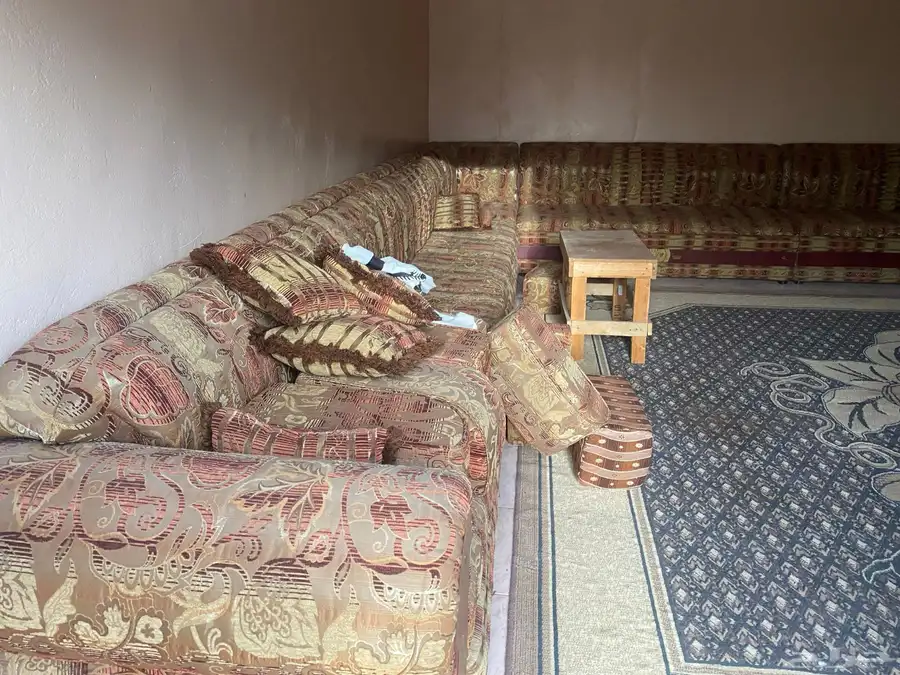 كنب للبيع 2
