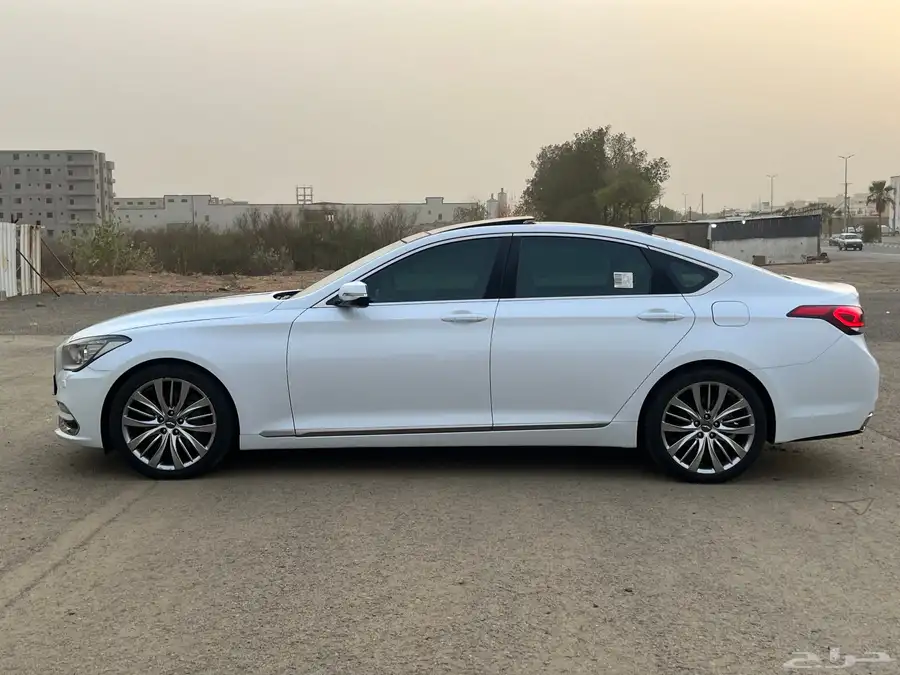 جنسس 2019 G80 ممشى قليل ( بحالة ممتازة ) 33