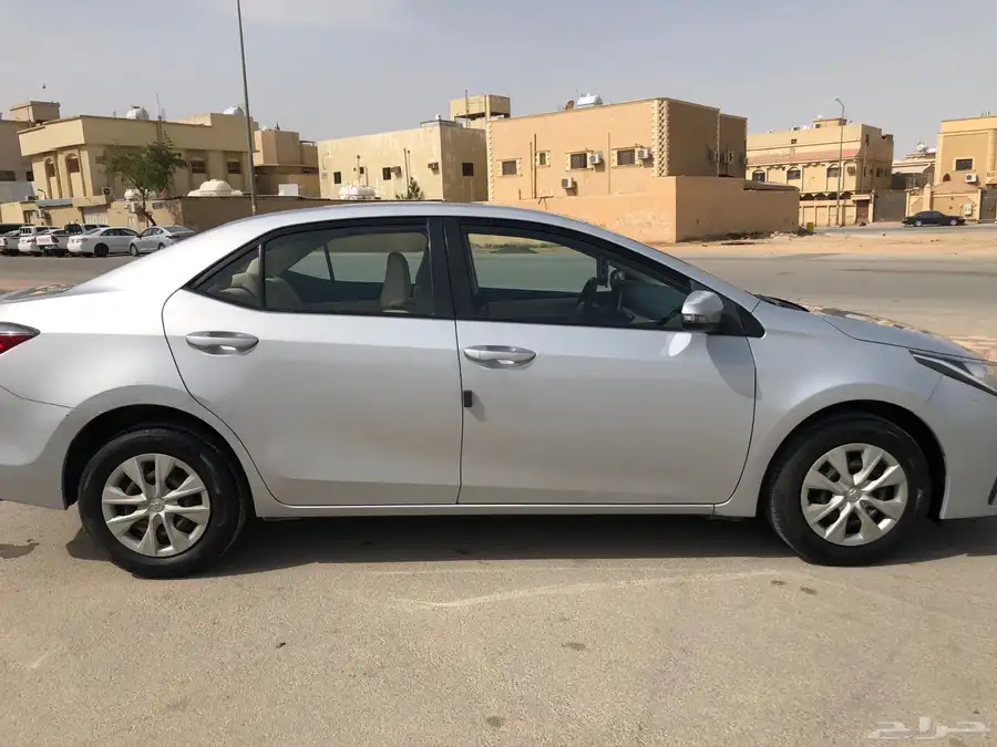 تويوتا كورولا 2019 ماشي 22 الف. تم البيع تم البيع تم البيع 1