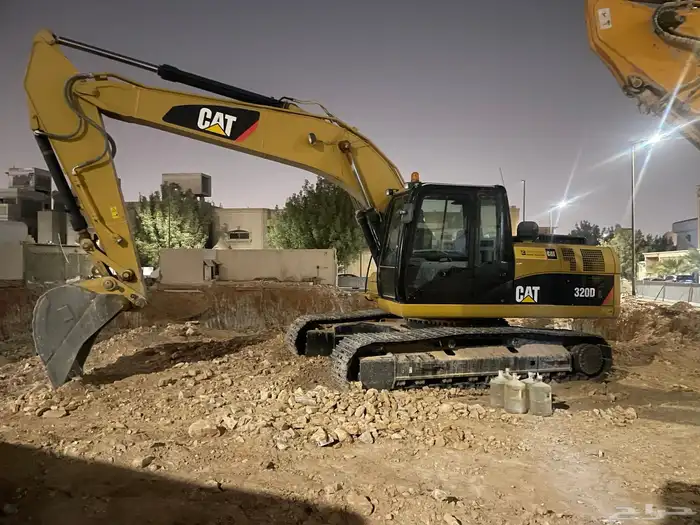 مهندس كهرباء معدات ثقيله بكيلنات شياول 0