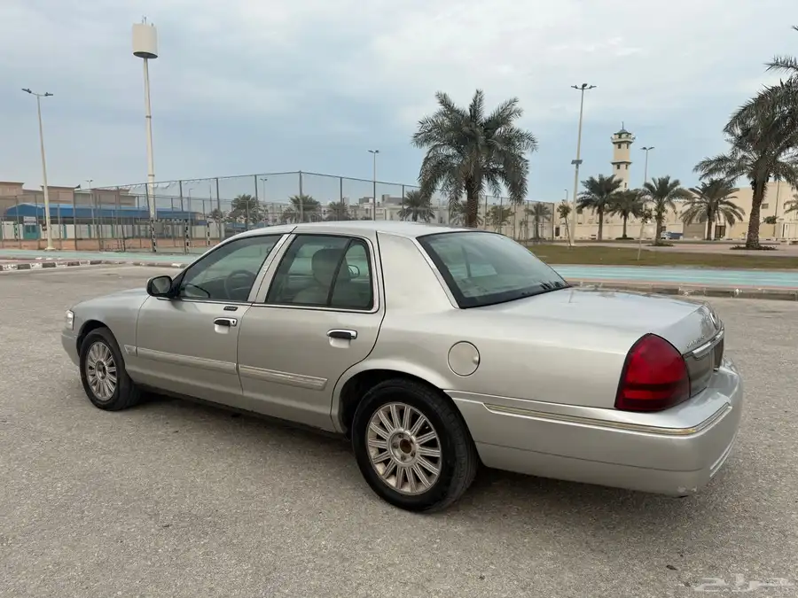 فورد جراند ماركيز 2010 سعودي 8