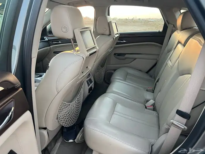 كاديلاك SRX 2013 7