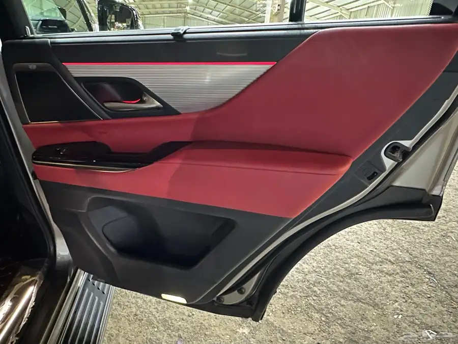 جيب لكزس LX 600 أف سبورت سعودي شبه أصفاار 64