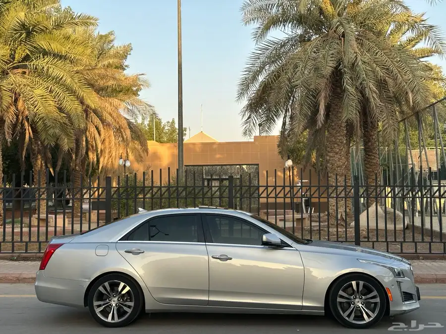كاديلاك CTS موديل 2014 سعودي نص فل 3