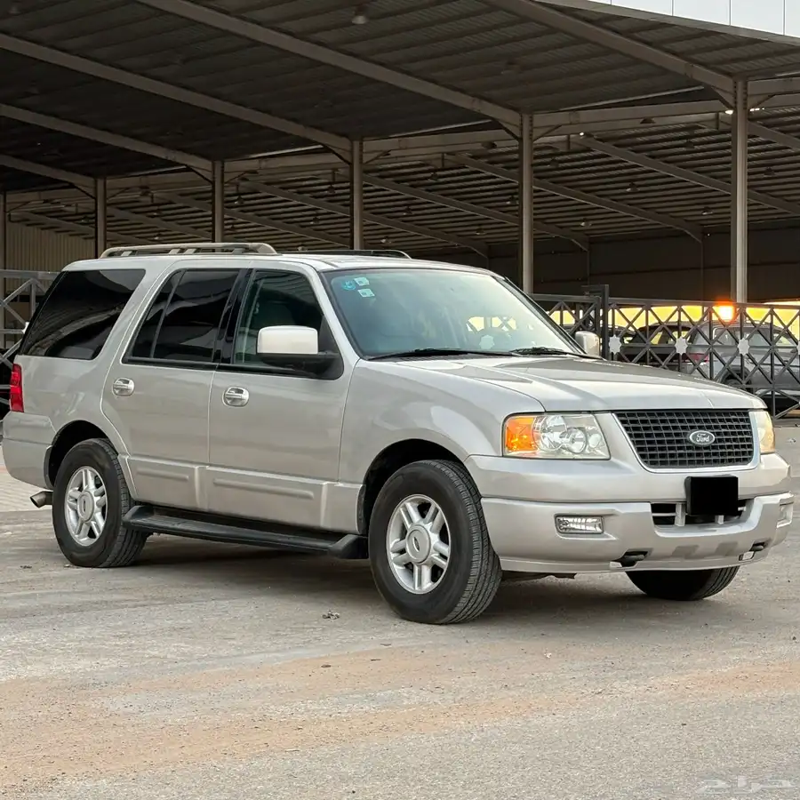 فورد اكسبديشن 2006 دبل نص فل XLT 8