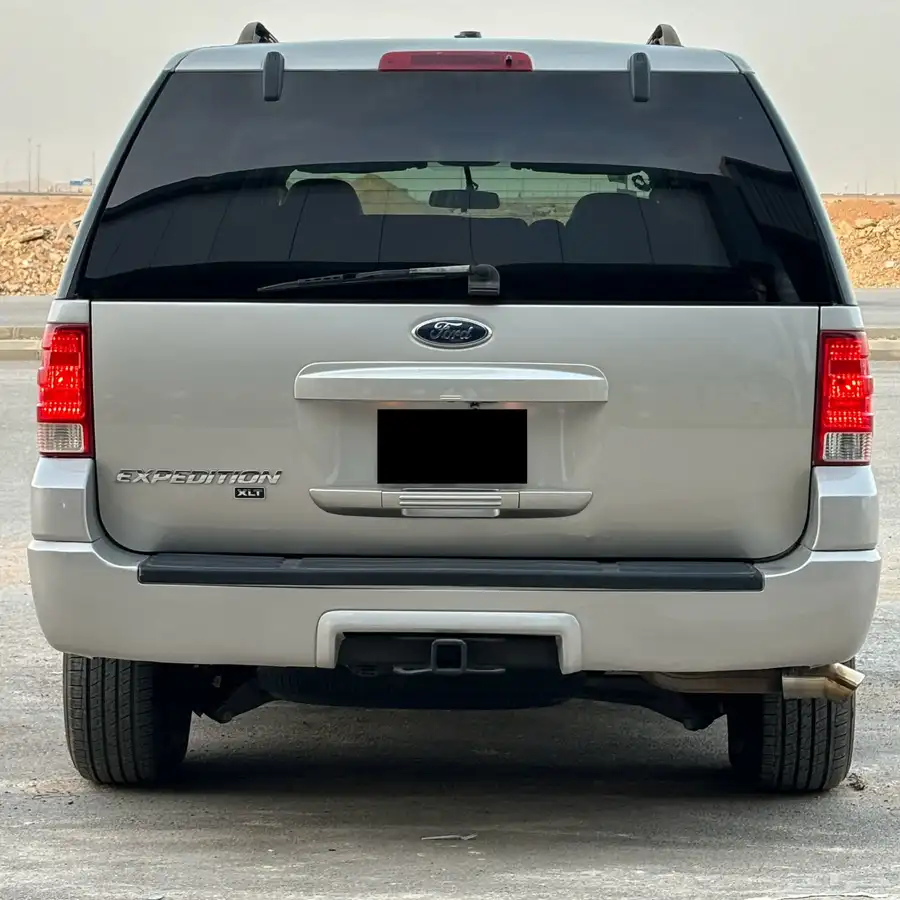 فورد اكسبديشن 2006 دبل نص فل XLT 5