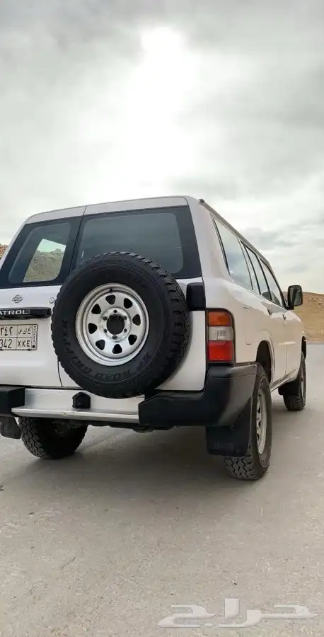باترول 2001 ماشي 90 الف فقط مخزن 4