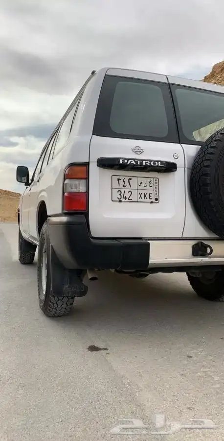 باترول 2001 ماشي 90 الف فقط مخزن 3