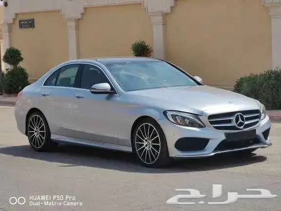 مرسيدس C200 بانوراما 2018 17