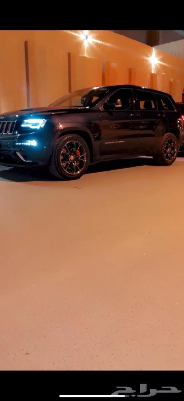 جراند شيروكي - SRT 17