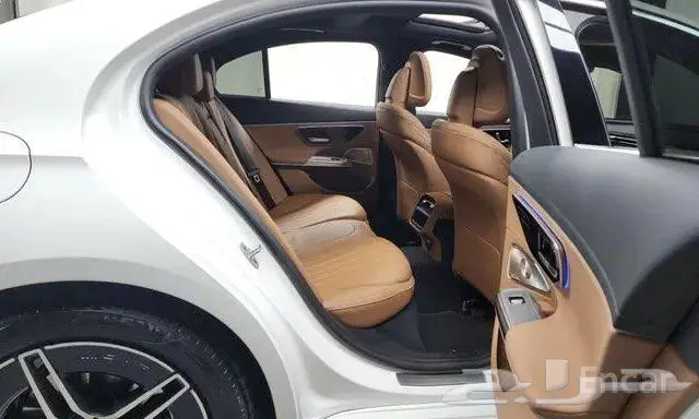 مرسيدس E300موديل2024 10