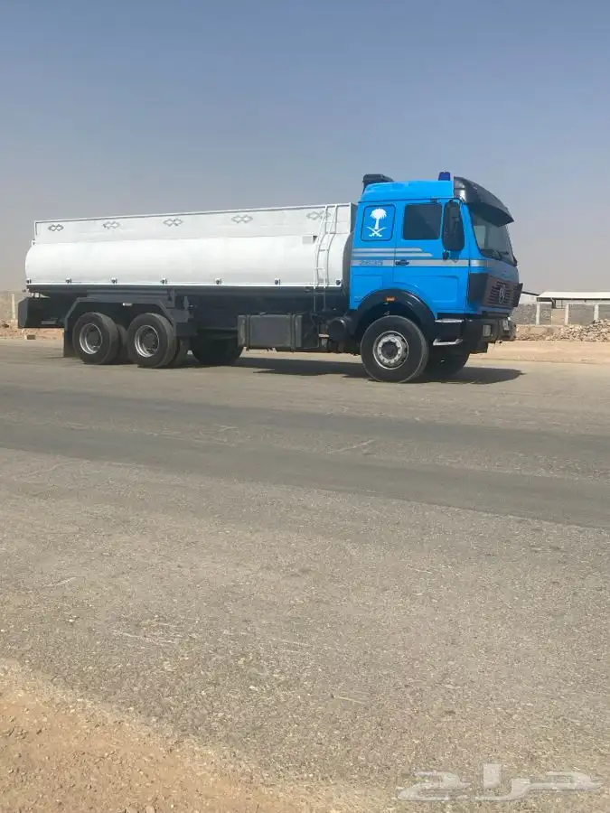 للبيع وايت اللبي سقس مورسيدس موديل 88 0