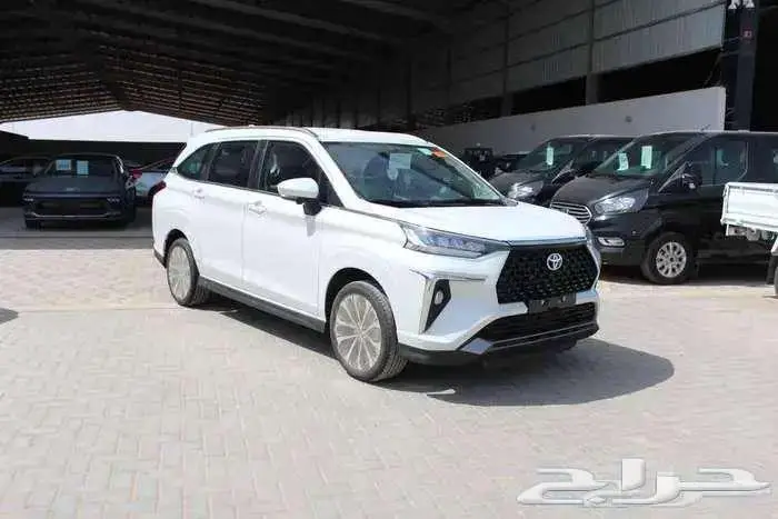 تويوتا فيلوز GLX اصفار سعودي 2024 0