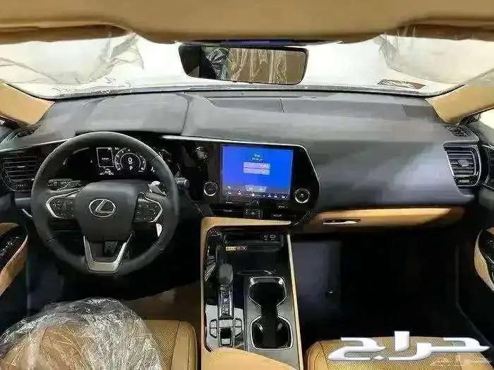 لكزس ( NX 350 AA ) موديل 2025 4